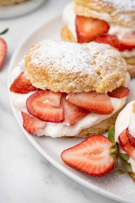 Individual Strawberry Shortcake Recipe - Chef Dennis Individual Strawberry Shortcake, Strawberry Shortcake Recipe Easy, Easy Strawberry Shortcake, Strawberry Shortcakes, Strawberry Shortcake Recipes, Shortcake Recipe, Fresh Strawberries, Yummy Sweets, Savoury Cake