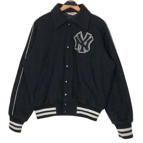 New York Varsity Jacket, New York Yankees Jacket, Luxury Black Retro Varsity Jacket, Yankees Sweatshirt, Vintage Yankees Sweatshirt, 70s Jacket, Beverly Hills Polo Club, Club Sweatshirts, Mohair Cardigan