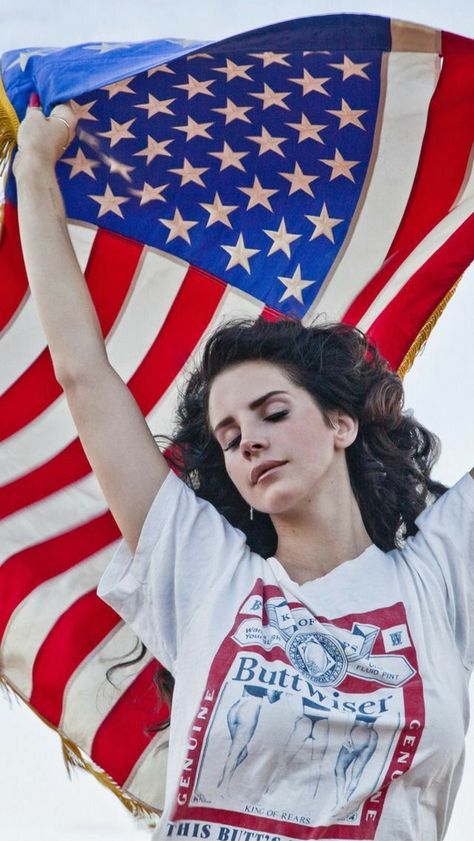 Lana Del Rey Paradise, Lana Del Rey Pictures, Lana Del Rey Ride, Lana Del Rey Art, Flag Pillow, Lana Del Rey Love, Brooklyn Baby, Lana Del Ray, Cover Pillow