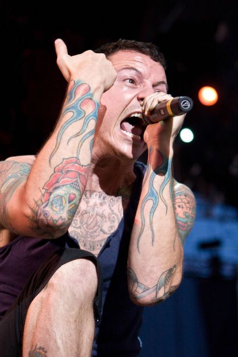 Chester Bennington Live, Chester Bennington Tattoo, Charles Bennington, Linkin Park Chester, Mike Shinoda, Live Picture, Chester Bennington, Linkin Park, Chester