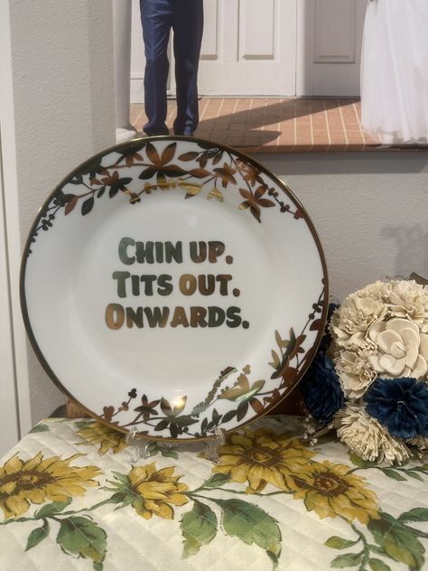 Check out this Etsy shop for cute, decorative plates with rude and funny sayings. Funny Plates Design, Weird Plates, Funny Plates, Best Funny Quotes Ever, Kitchen Sayings, Cup And Saucer Crafts, Teacup Crafts, Funny Paintings, Kitchen Quotes