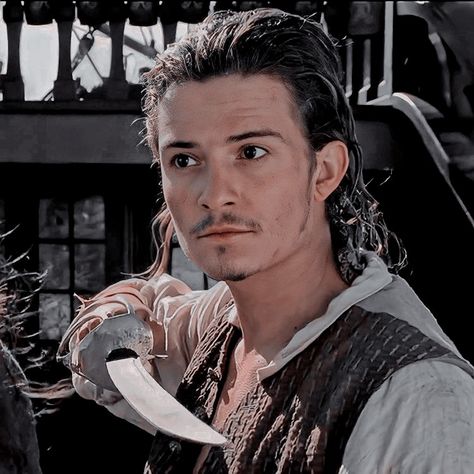 will turner (pirates of the caribbean) Will Pirates Of The Caribbean, Will Turner Pirates Of The Caribbean, William Turner Pirates Of The Caribbean, Pirates Of The Caribbean Will Turner, Will Turner Fanart, Will Turner Wallpaper, Will Turner Aesthetic, Orlando Bloom Pirates Of The Caribbean, Pirates Of The Caribbean Aesthetic