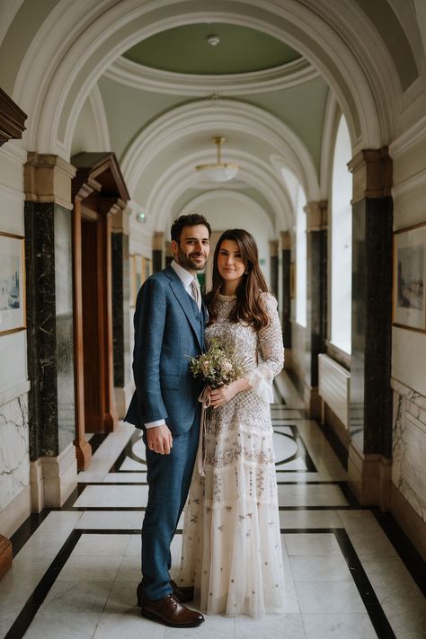 Islington Town Hall Wedding, London Elopement, Town Hall Wedding, London Wedding Venues, Creative Wedding Photo, Iconic London, Courthouse Wedding, Gorgeous Wedding Dress, Micro Wedding