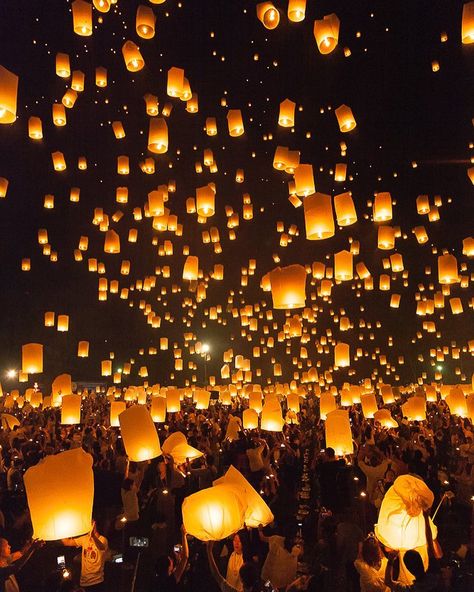 Bucket Listers on Instagram: “Who wants to go to Thailand for Loi Krathong in November? ✨ Follow @bucketlisters for more bucket list ideas! (📸: @forestbigbird @thefella…” Washington Dc Nightlife, Stockholm Nightlife, Miami Beach Nightlife, Milan Nightlife, Cancun Nightlife, Seattle Nightlife, Vancouver Nightlife, San Diego Nightlife, Los Angeles Nightlife