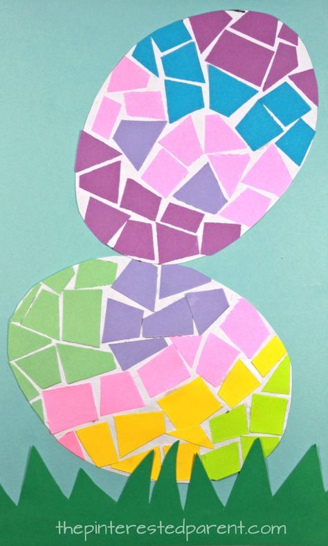 Construction paper Mosaic Easter Eggs - spring and Easter arts and crafts for preschoolers and kids. Påskeaktiviteter For Barn, Preschool Creative Art, Spring Crafts Preschool, April Crafts, Easter Arts And Crafts, Paper Mosaic, Construction Paper Crafts, Easter Preschool, Diy Ostern