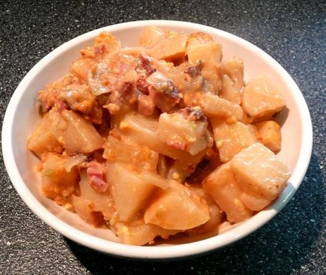 ww crockpot ham & potatoes au grautin Crockpot Ham And Potatoes, Ham And Potatoes, Ham Potatoes, Crock Pot Ham, Ww Dinners, Weight Watchers Crock Pot Recipes, Potatoes And Ham, Scalloped Potatoes And Ham, Ham Potato