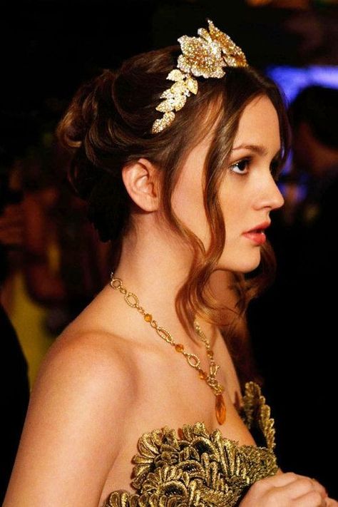 Blair Waldorf Prom, Blair Waldorf Makeup, Blair Waldorf Headband, Blair Waldorf Hair, Mode Gossip Girl, Celebrities Tattoos, Estilo Gossip Girl, Blair Waldorf Aesthetic, Tattoos Quotes