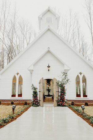 Honeymoon House, Open Air Chapel, Open Air Wedding, Church Building Design, Wedding Venues North Carolina, Winter Wedding Flowers, Country Church, Church Architecture, Nc Wedding