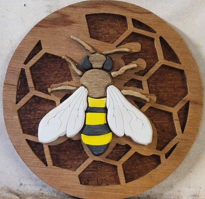 Honey Bee - Bragging Rights - Scroll Saw Village 3d Sunflower, Scroll Saw Patterns Free, Scroll Saw Projects, Craft Booth Displays, Booth Displays, Craft Booth, Scroll Saw Patterns, Booth Display, 3d Laser