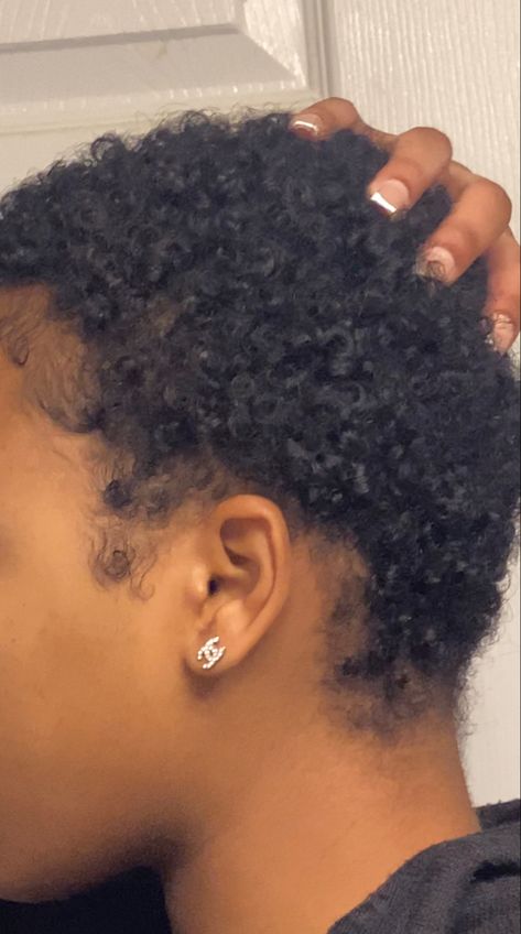 Jet Black Twa Natural Hair, Short Curly 4c Hair Black Women, Black Twa Natural Hair, Twa 4b Hair, Big Chop 4b Hair, 4b Big Chop, Short Curly 4c Hair, 4a Natural Hair Short, 4b Twa