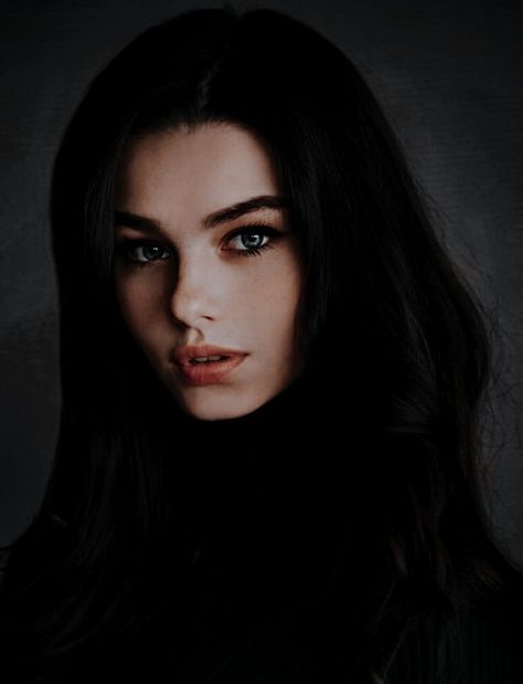 Shifter Romance, Straight Black Hair, Aesthetic Women, Aesthetic Images, Book Girl, Character Aesthetic, Bob Marley, Blue Eyes, Character Inspiration