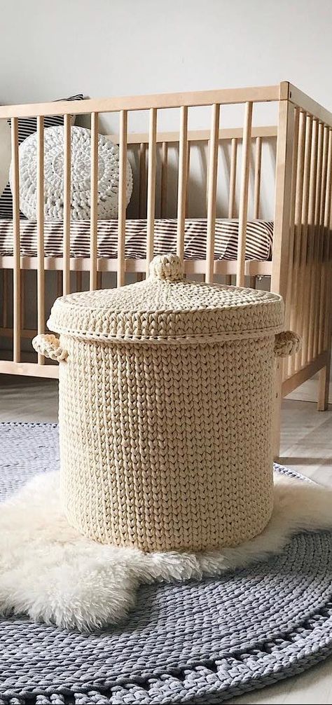 Crochet Storage Baskets Free, Big Crochet, Baskets Ideas, Crochet Basket Pattern Free, Crochet Storage Baskets, Yarn Basket, Crochet Nursery, Popular Crochet, Crochet Baskets