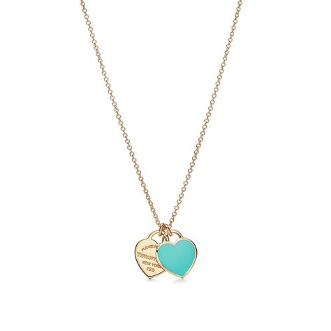 tiffany & co. necklace | outfit inspo | wishlist | clothes Tiffany Gold Necklace, Wishlist Clothes, Tiffany Gold, Tiffany And Co Necklace, Necklace Outfit, Tiffany Necklace, Double Heart Necklace, Kendra Scott Necklace, Brown Handbag