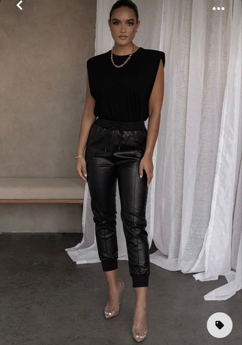 Leather Pants Outfit Night Going Out, Leather Pants Outfit Night, Faux Leather Pants Outfit, Winter Fashion Ideas, Silk Joggers, Jogger Pants Outfit, Leather Pants Outfit, Looks Pinterest, Casual Pants Style