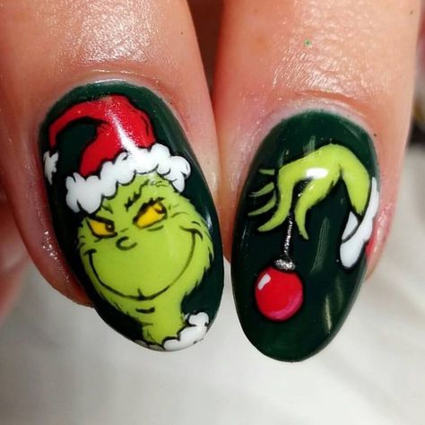 Black Grinch Nails, Short Grinch Nails Designs, Grinch Nails Step By Step, Grinch Nails Acrylic, Grinch Inspired Nails, The Grinch Nail Art, The Grinch Nails, Simple Grinch Nails, Grinch Nails Designs