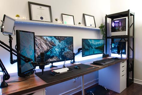 Two Pc Setup, Home Office Streaming Setup, Dual Pc Setup, Home Video Studio Setup, Couples Desk, Streaming Office, Pc Battlestation, Pc Setup Ideas, Streamer Setup