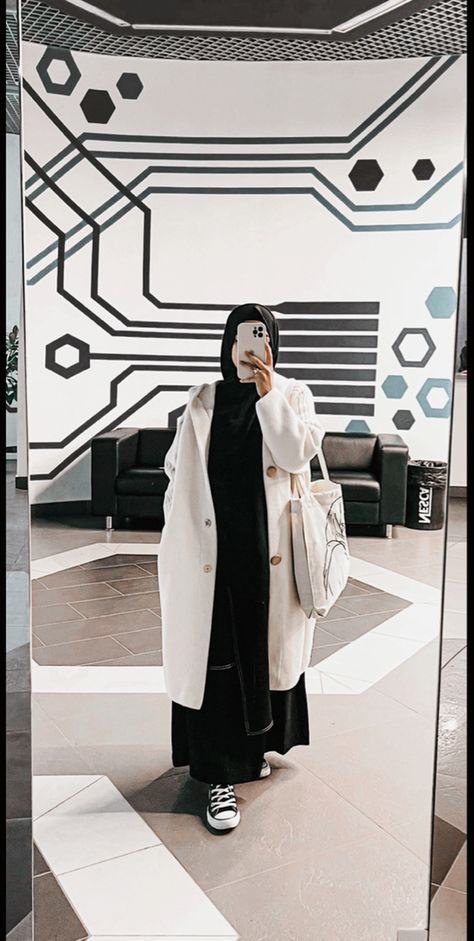 Abaya With Jacket, Abaya Aesthetic, French Khimar, Muslimah Photography, Hijabista Fashion, Estilo Hijab, Muslimah Outfit, Hijab Collection, Stylish Hijab