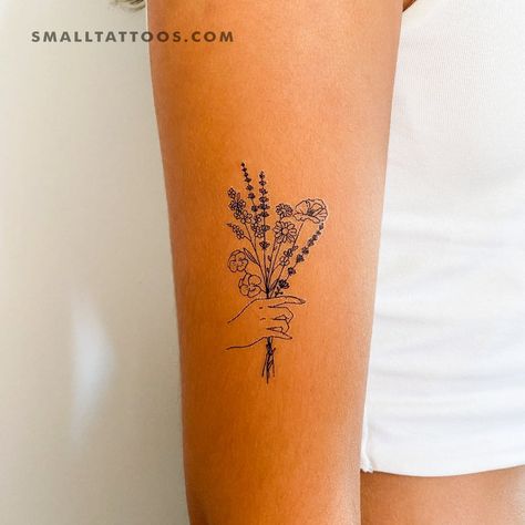 Flower tattoo Planetary Symbols, Astronomy Constellations, Lily Lotus, Space Fashion, Alchemy Symbols, Norse Runes, Holding Flowers, Anatomical Heart, Friendship Love