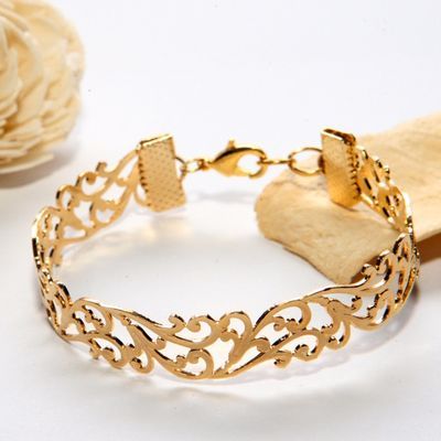 Gold Filigree Bracelet, Antique Gold Bracelet, 22k Gold Bangles, Design Marocain, Arm Cuff Bracelet, Filigree Ring Gold, Filigree Bracelet, Lace Bracelet, Trending Bracelets