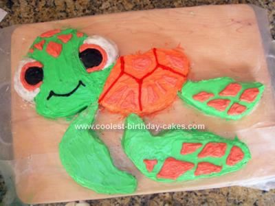 Homemade Squirt from Finding Nemo Cake: My sister's personal trainer asked me to make this Squirt cake for his girlfriend who loves turtles and Finding Nemo. I used a sheet cake to make the Finding Nemo Birthday Cake, Finding Nemo Cake, Finding Nemo Baby, Nemo Baby Shower, Nemo Cake, Nemo Birthday Party, Finding Nemo Birthday, Lincoln Birthday, Nemo Party