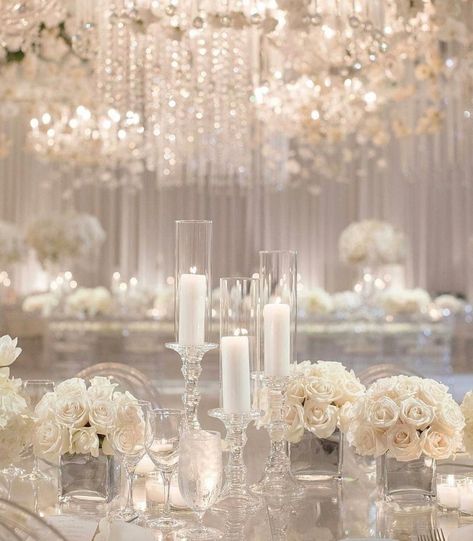 Silver Wedding Décor Ideas That Wow! Silver Wedding Decorations, White Wedding Decorations, White Wedding Theme, All White Wedding, Festa Party, Luxury Wedding Venues, Wedding Decor Elegant, Wedding Cake Designs, Wedding Deco