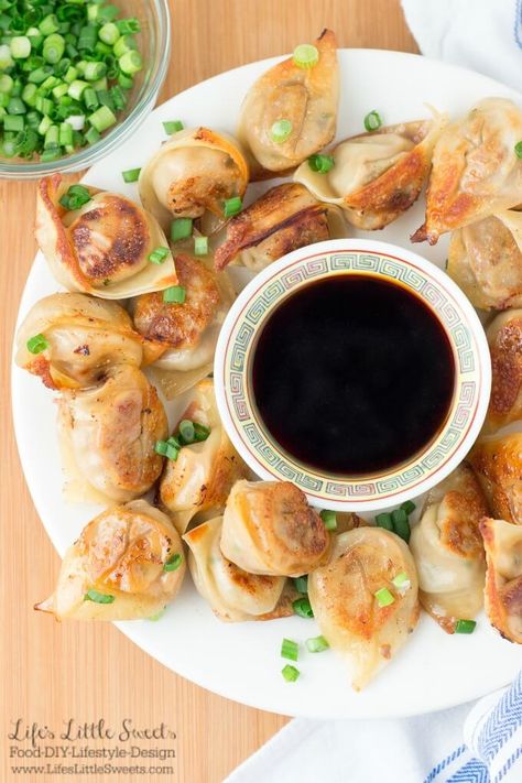 This Beef Potsticker Wonton Dumplings Recipe is a flexible dumpling recipe when you need that delicious, savory, beefy flavor of homemade dumplings. Have them steamed or pan-fried as potstickers or in a broth soup as wontons! I also include my tips on how to make a quick Asian-style soup broth. Beef Wonton, Wonton Dumplings, Potstickers Recipe, Chicken Soup Base, Broth Soup, Fried Wontons, Wonton Recipes, Meat Lover, Homemade Dumplings