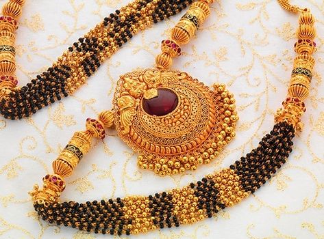 Long Heavy Gold Mangalsutra Mangalsutra Designs Gold, Long Mangalsutra, Jewellery Trends, Black Beads Mangalsutra Design, Buy Gold Jewelry, Latest Jewellery Trends, Gold Mangalsutra Designs, Fine Gold Jewelry, Gold Mangalsutra