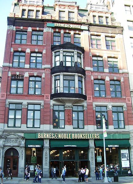 barnes and noble union square - THIS IS A FOUR STORY BARNES AND NOBLE. I MUST GO. Union Square Nyc, Barnes And Noble Books, Union Square, Nyc Trip, New York State, Barnes And Noble, New Yorker, Bookstore, Places To See