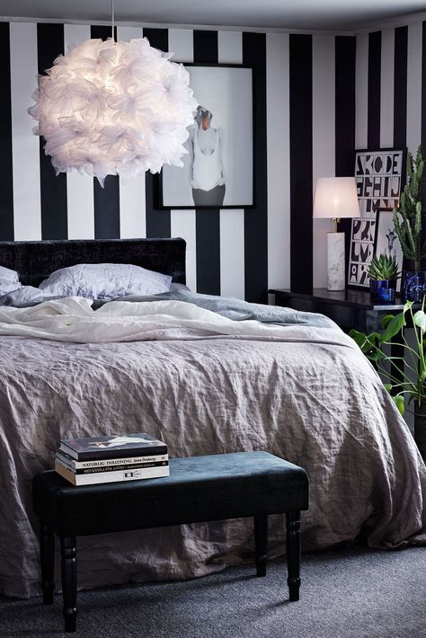 On the lookout for some bed room wallpaper concepts? Utilizing wallpaper in your bedroom will immediately elevate your sanctuary with tons of character and magnificence. It truly is a chance to put your stamp on the room that you just spend essentially the most time sleeping in. Whether or not you go for a timeless striped wallpaper design or a vibrant pattern. While pastel blues and greens can actually help to create a calming house. #bedroomwallpaper Black And White Wallpaper Bedroom, Bedroom Wallpaper Black, White Wallpaper Bedroom, Bedroom Wallpaper Black And White, Black And White Stripe Wallpaper, Black Wallpaper Bedroom, Stripe Wallpaper Bedroom, Striped Bedroom, Stripes Black And White