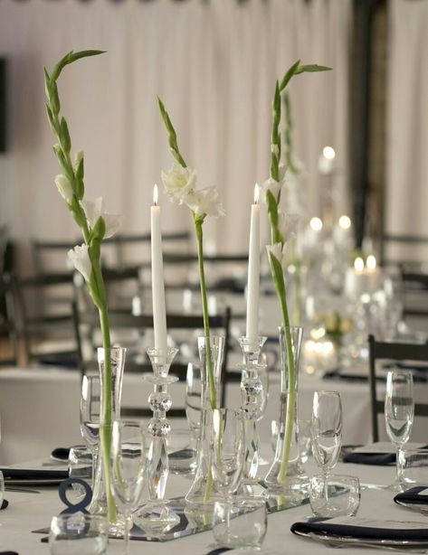 Elegant tall gladiolus centerpiece Tall Minimalist Centerpiece, Gladiolus Flower Centerpiece, Gladiolus Wedding Decor, Gladiolus Flower Wedding, Gladiolus Wedding Flowers, Gladiolus Centerpiece, Gladiolus Wedding, Main Table Wedding, Summer Ball