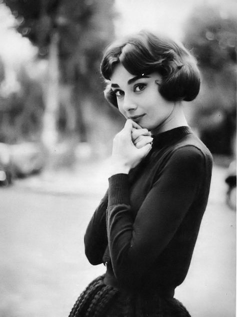 Audrey Hepburn Outfit, Audrey Hepburn Photos, Audrey Hepburn Style, Fotografi Vintage, Hepburn Style, Lucille Ball, Foto Vintage, Zooey Deschanel, British Actresses