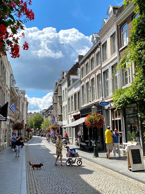 The Nederlands Aesthetic, Maastricht Aesthetic, Around The World Aesthetic, Nederland Aesthetic, Netherlands Maastricht, Maastricht Netherlands, Living In Europe, Northern Europe, European Summer