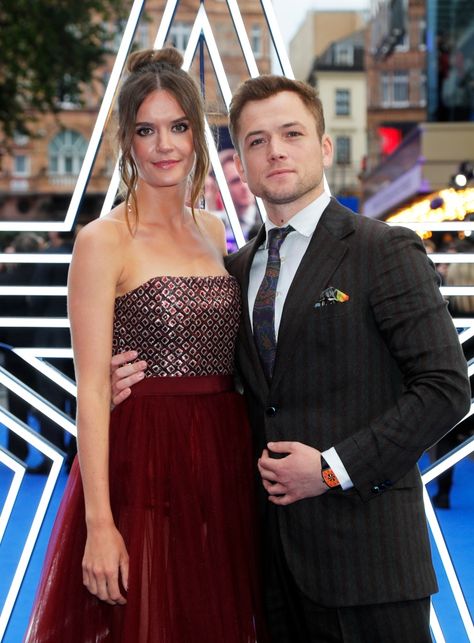 ROCKETMAN actor Taron Egerton has split from his girlfriend after six years. The actor, who played Sir Elton John in the biographical musical drama, split from assistant director Emily Thomas. Friends say their hectic work schedules meant they struggled to see each other and their relationship had become strained. But Taron, 32, is looking for […] Taron Egerton Girlfriend, Emily Thomas, Assistant Director, Theatre Shows, After Six, Taron Egerton, Elton John, On Stage, Strapless Dress Formal