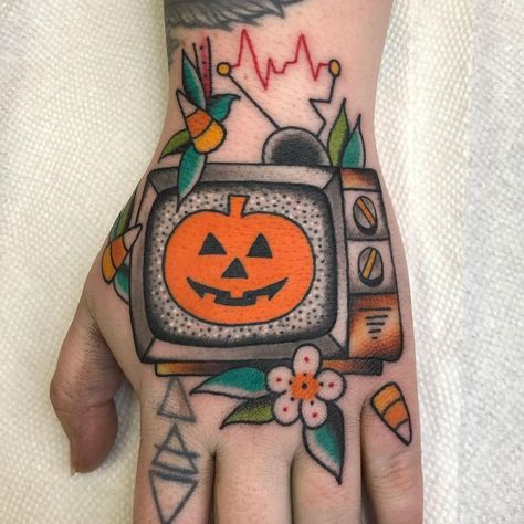 Halloween Hand Tattoo Ideas, Halloween 3 Season Of The Witch Tattoo, Halloween 3 Tattoo, Season Of The Witch Tattoo, Halloween Tree Tattoo, Halloweentown Tattoo, Hocus Pocus Tattoo, Halloween Sleeve, Cute Halloween Tattoos