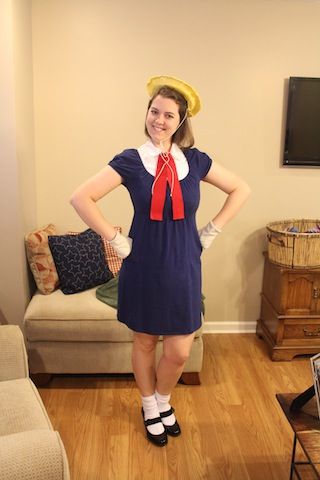 Madeline Dr Seuss Dress Up Ideas, Book Character Dress Up Day, Character Dress Up Day, Madeline Costume, Nursery Ryhmes, Book Characters Dress Up, Mom Halloween Costumes, Dress Up Ideas, Character Dress Up