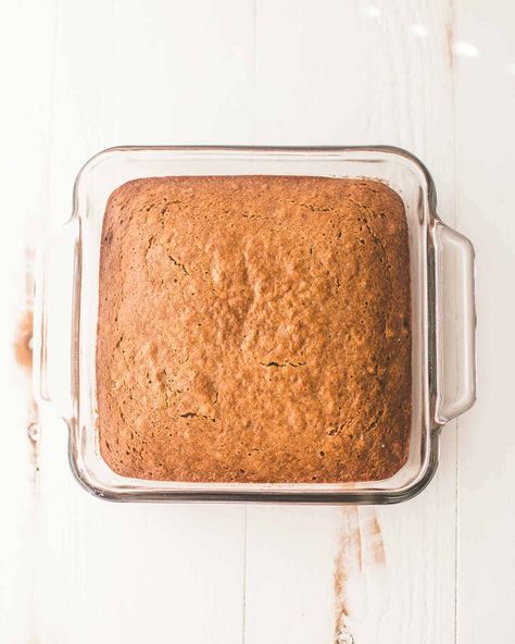 Applesauce and a small amount of oil makes this a tender, moist cake. No mixer needed! #applesauce #fallbaking #fallrecipe #apples #easycake Easy Apple Sauce, Applesauce Spice Cake, Applesauce Cake Recipe, Baking With Applesauce, Cake Boss Recipes, Easy Apple Dumplings, Snacking Cake, Hummingbird Cake Recipes, One Layer Cakes