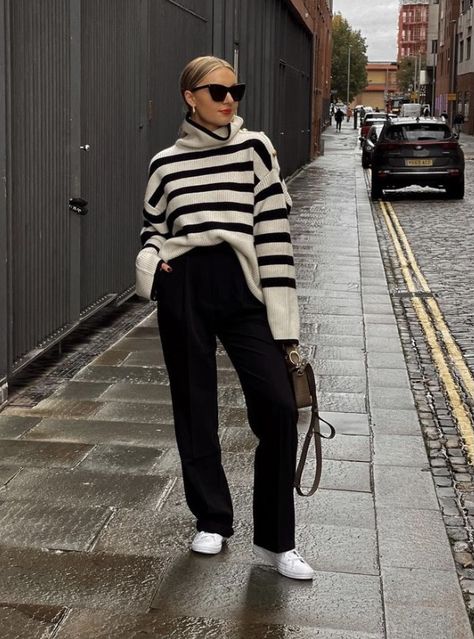 Toteme Striped Sweater, Winter Outfits 2023 Classic, Toteme Striped Sweater Outfit, Oversized Striped Sweater Outfit, Toteme Sweater, Winter Pullover Outfits, Lydia Tomlinson, Turtleneck Sweater Outfit, Striped Sweater Outfit