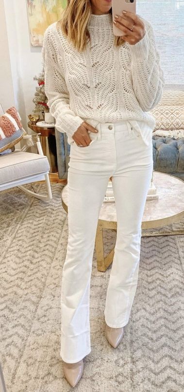 White Bell Bottoms Outfit Winter, White Flare Pants Outfit Winter, White Jeans Sweater Outfit, White Flared Jeans Outfit Winter, Cream Bootcut Jeans Outfit, Gray Sweater White Jeans Outfit, White Flare Jeans Winter Outfit, Work Outfit White Pants, White Bootleg Jeans Outfit