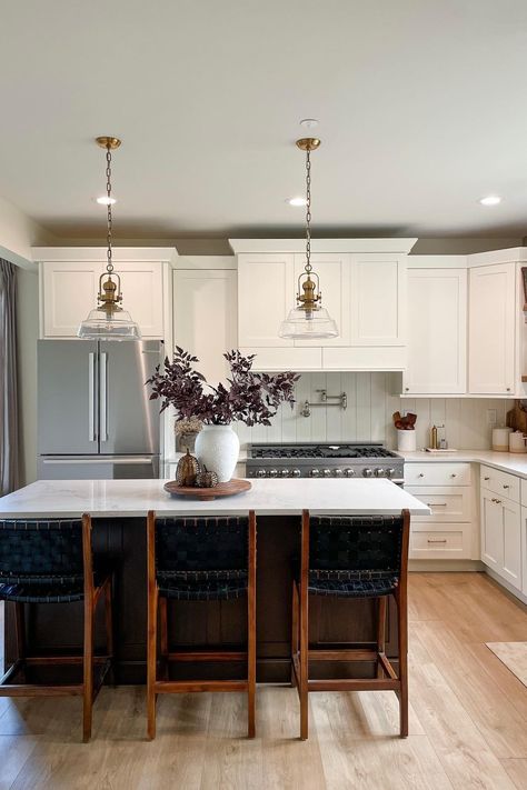 Make a statement in your home by introducing ZLINE's Professional Range⁠ as the focal point.🤍 📸 via Instagram: @ matt.at.home Tap to explore ZLINE Professional Ranges! Large Kitchen Layout, Organic Kitchen Design, Modern Organic Kitchen, Arroyo Grande California, Santa Maria California, Zline Kitchen, Electric Wall Oven, Wood Island, White Shaker Cabinets