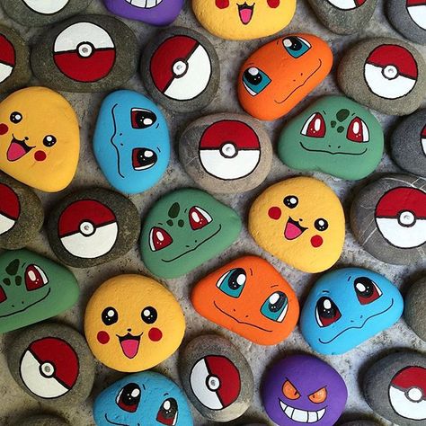 Para un cumpleaños especial #pokemon Painted Rocks Kids, Painted Rocks Craft, Painted Rocks Diy, Rock Painting Ideas Easy, Rock Painting Patterns, Creative Idea, Pet Rocks, Rock Painting Designs, Rock Painting Art