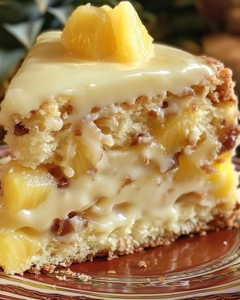 Hawaiian Pineapple Cake, Pineapple Cake Recipe, Pineapple Desserts, Pineapple Recipes, Refreshing Desserts, Pineapple Cake, Spread Recipes, Cheese Spread, 2 Eggs