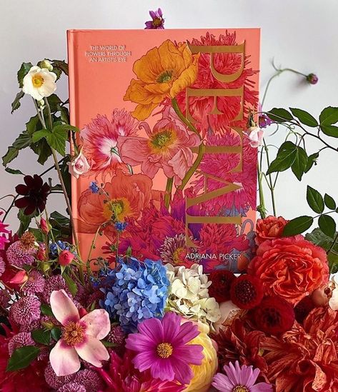 New art collection from Adriana Picker and interview - The House That Lars Built Adriana Picker, Coffeetable Books, Memphis Design Pattern, Book Wishlist, Create This Book, Design Workshop, Bright Art, Table Books, Watercolor Flowers Paintings