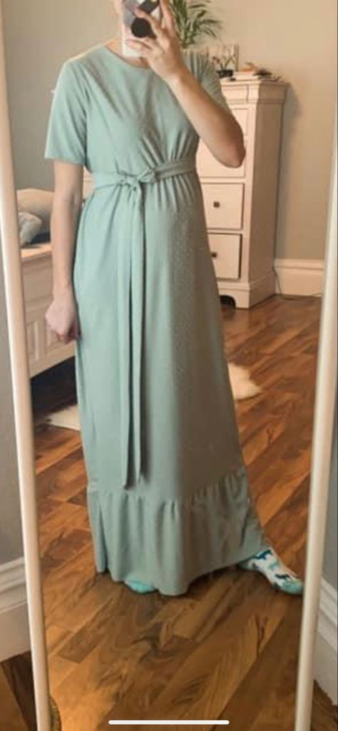 Mennonite Maternity Dresses, Mennonite Maternity Dress Ideas, Maternity Dresses Modest, Mennonite Dress Ideas Skirt, Modest Dress Pattern Ideas, Mennonite Dress Ideas Sleeve, Mennonite Dress Pattern, Mennonite Fashion, Mennonite Dress Ideas