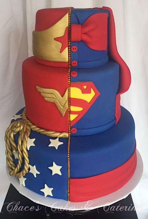 Sunday Sweets Splits Up! 11 Gorgeous Double-Sided Cakes — Cake Wrecks Superman Wedding Cake, Superhero Wedding Theme, Wonder Woman Wedding, Superhero Wedding Cake, Superman Wedding, Superhero Cakes, Wonder Woman Cake, Women Party Ideas, Superman Cakes