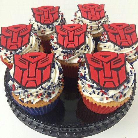 Autobot transformers cupcakes with Optimus Prime sprinkle … | Flickr Transformers Cupcakes, Transformer Birthday, Optimus Prime, Mini Cheesecake, Transformers, Sprinkles