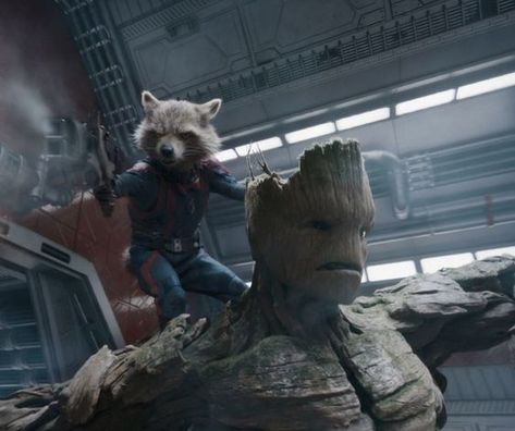 Gardens Of The Galaxy, Marvel Movies In Order, Rocket Racoon, Wallpaper Marvel, Galaxy Movie, Univers Marvel, Peter Quill, Rocket Raccoon, Karen Gillan