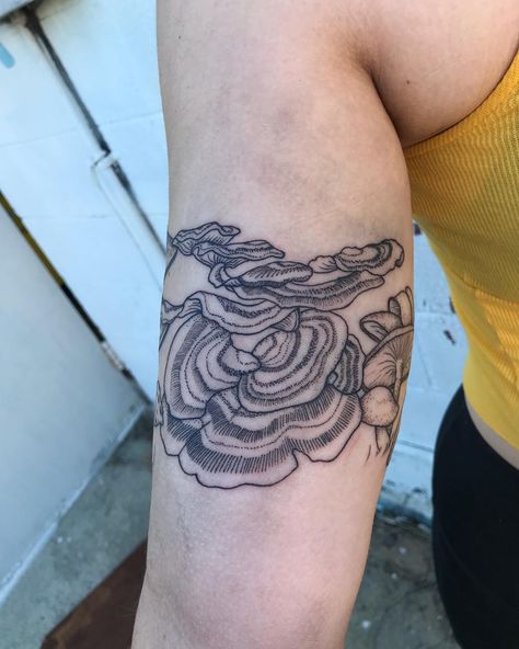 Turkeytail Mushroom Tattoo, Mushroom Tattoo Arm, Sir Didymus, Mushroom Tattoo, Fern Tattoo, Mushroom Tattoos, Sick Tattoo, Ghost Tattoo, Tattoo People