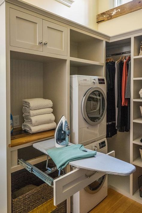 Unique Organization, Transitional Laundry Room, Small Utility Room, Utility Room Designs, Laundry Room Storage Shelves, Room Storage Diy, Laundry Room Closet, Dream Laundry Room, Laundry Room Layouts