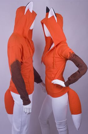 Fox pair Halloween costumes. Pair Halloween Costumes, Fox Costume, Fox Hoodie, Diy Kostüm, Animal Costumes, Cute Fox, Kawaii Clothes, Diy Costumes, Fancy Dress