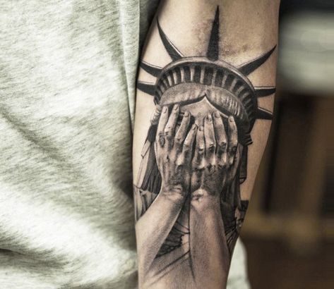 NikiNorberg Statue Of Liberty Tattoo, Justice Tattoo, Liberty Tattoo, Viking Tattoo Sleeve, See Tattoo, Hyper Realistic Tattoo, Patriotic Tattoos, Gangsta Tattoos, Statue Tattoo